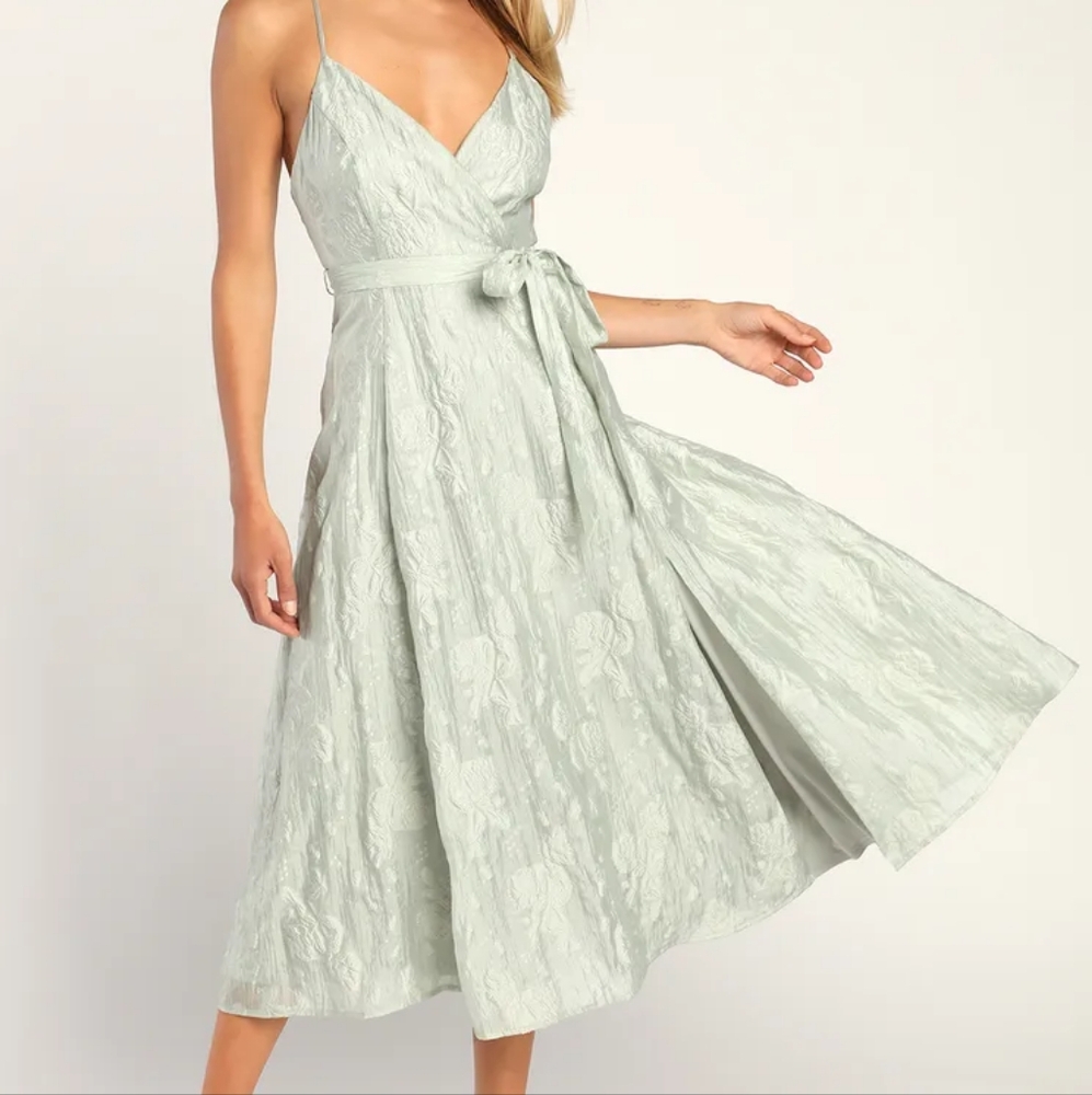 Lulu's Always the Answer Sage Green Jacquard Midi Dress